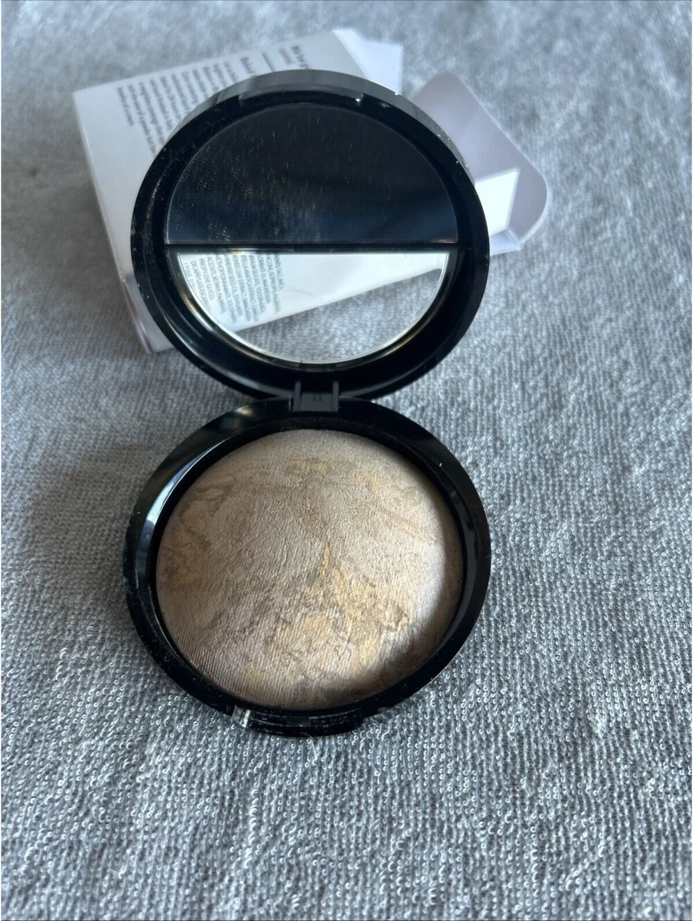 Laura Geller Baked Balance-n-Brighten Color Correcting Foundation 0.16 oz